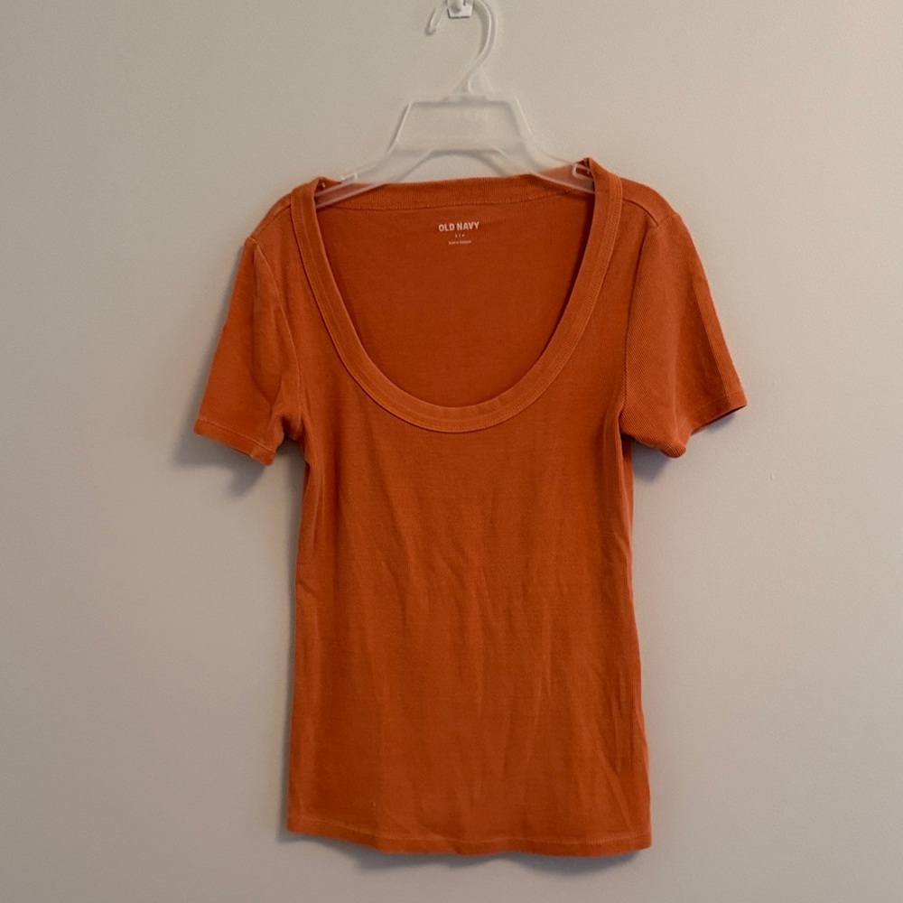 Old Navy Women's Short Sleeve Orange Tee